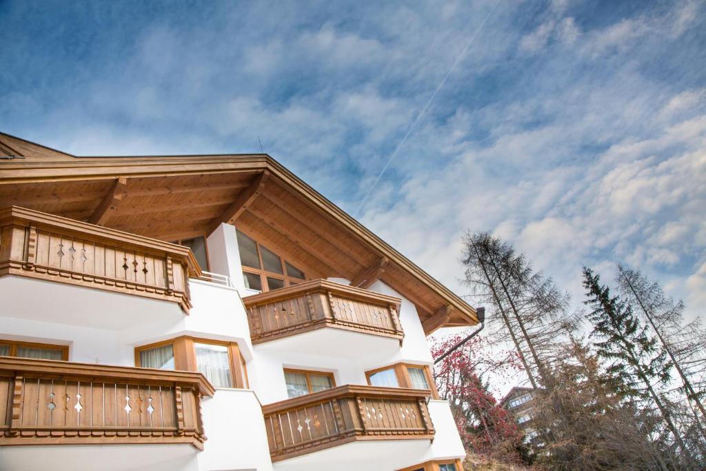 Fliana Arlberg Studios Sankt Anton am Arlberg Exteriör bild