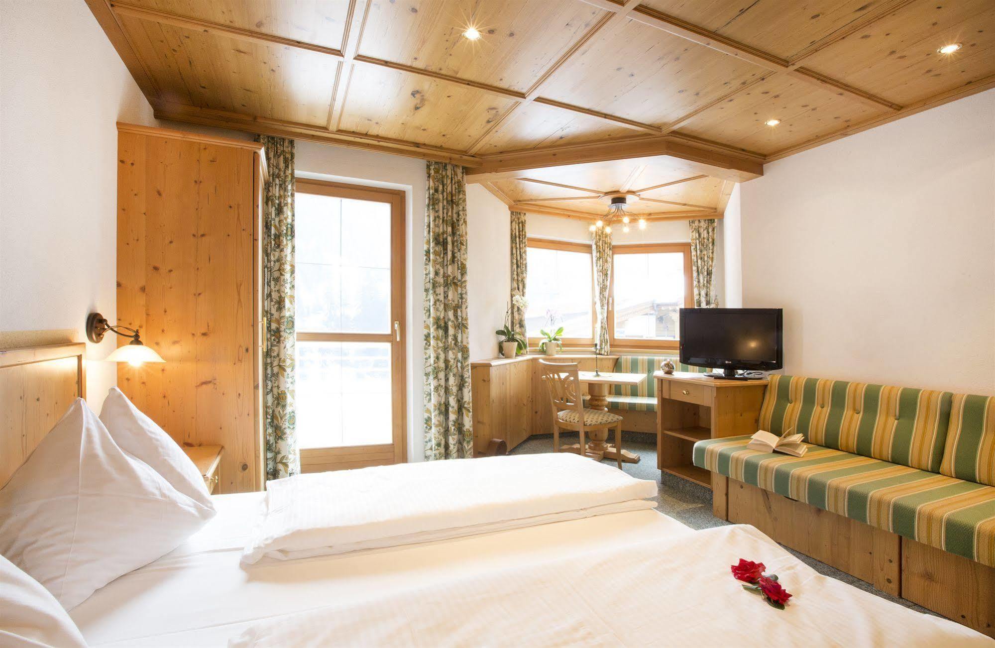 Fliana Arlberg Studios Sankt Anton am Arlberg Exteriör bild