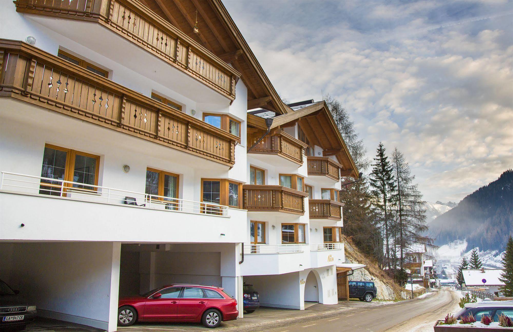 Fliana Arlberg Studios Sankt Anton am Arlberg Exteriör bild