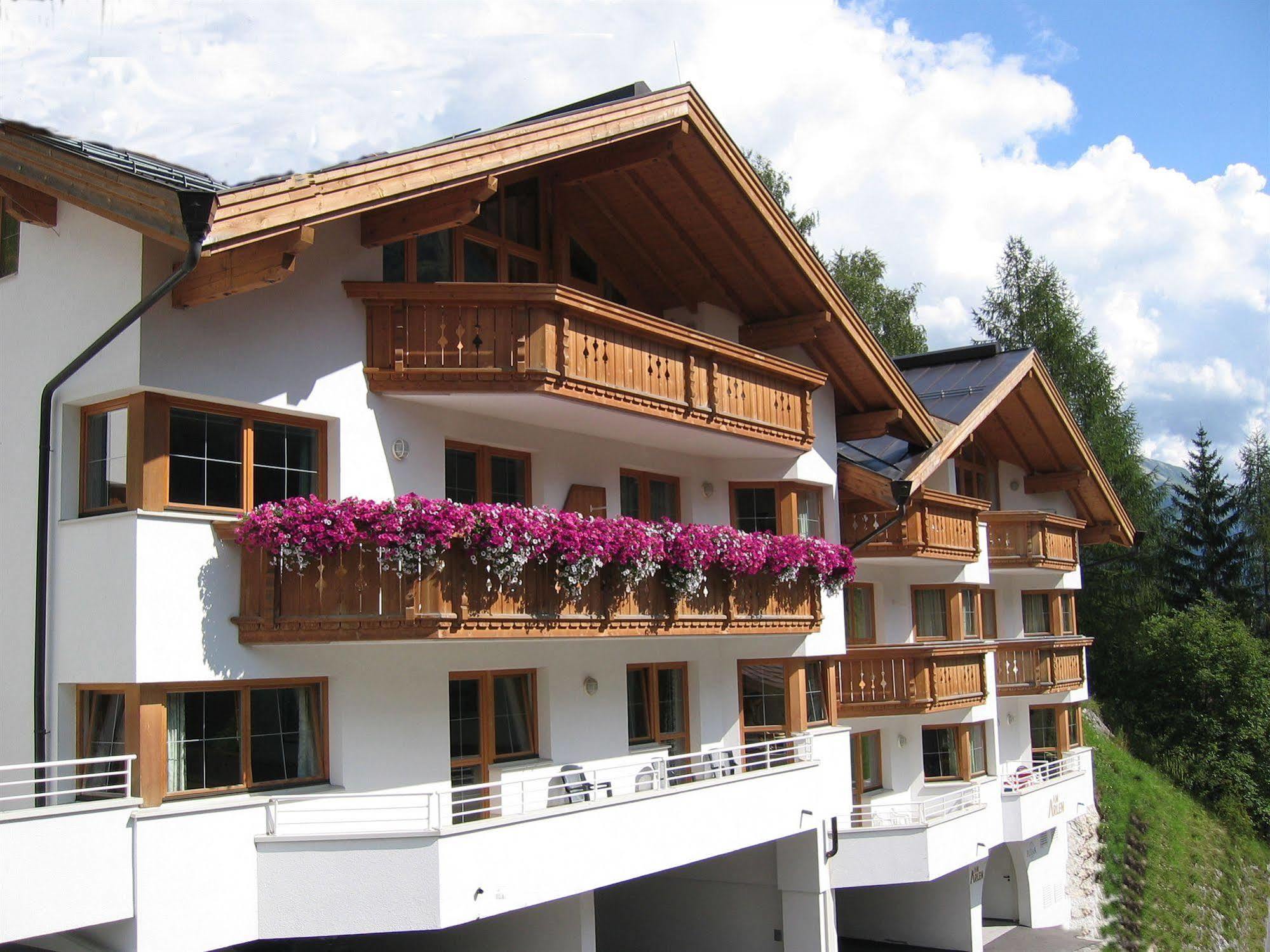 Fliana Arlberg Studios Sankt Anton am Arlberg Exteriör bild